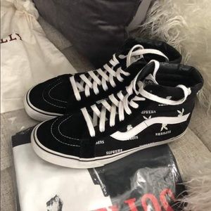 Supreme x Playboy Vans Sk8 Highs